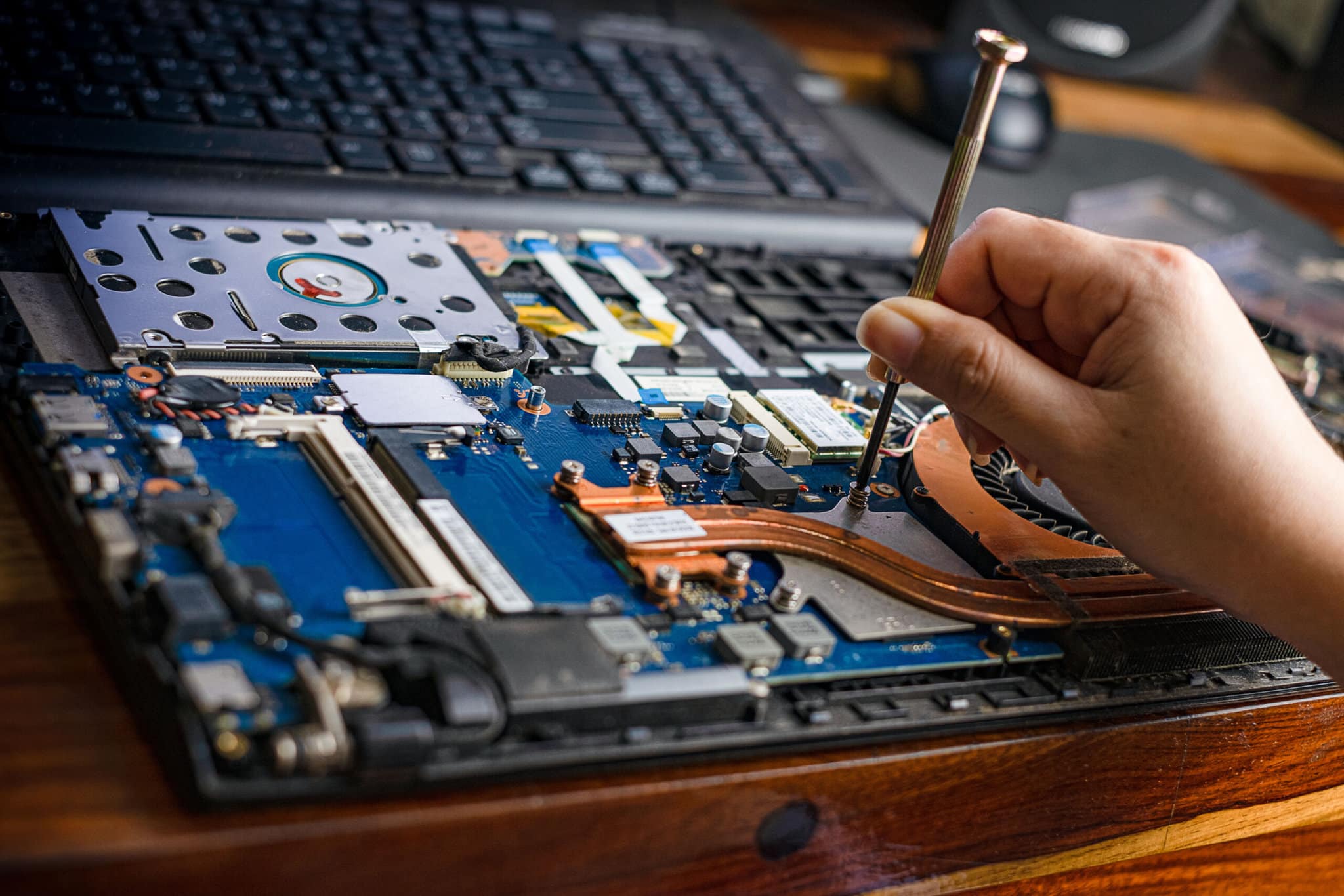 Jaké jsou nejčastější závady a opravy notebooků Toshiba?