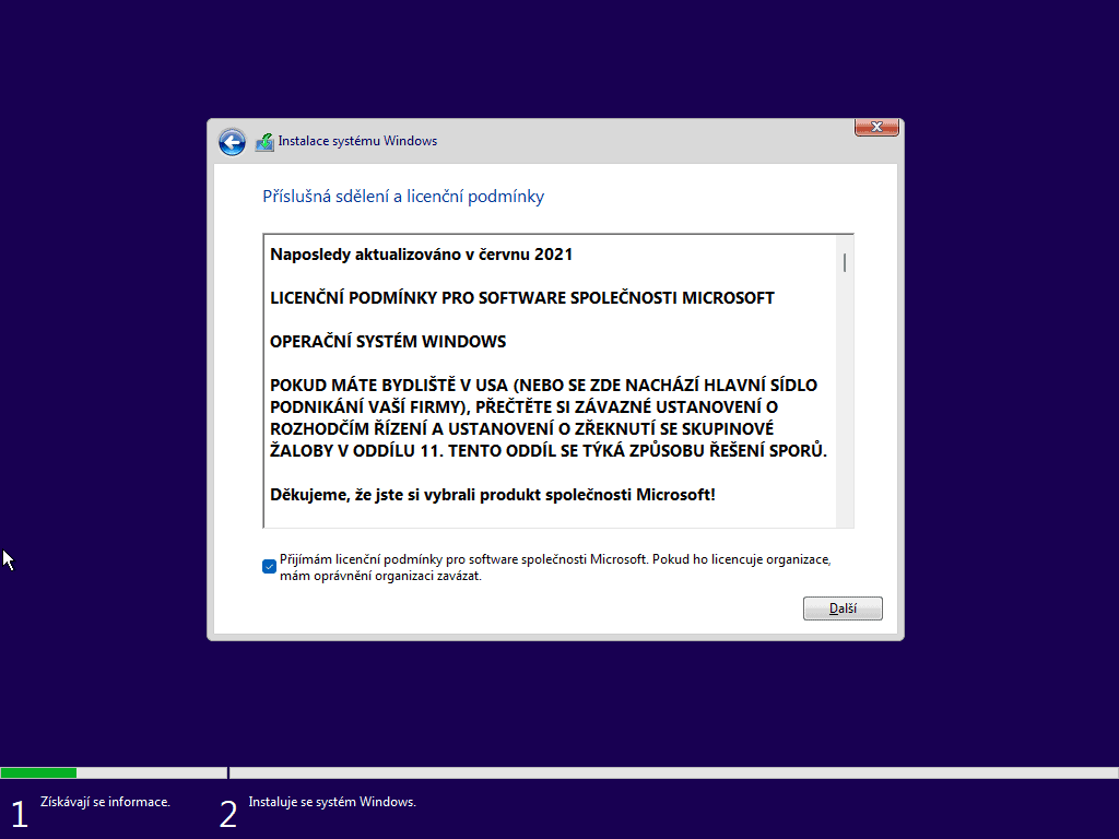 Přijetí licenčních podmínek - instalace Windowsu